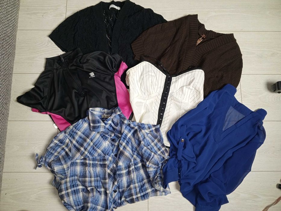 Курточка, сапоги зимние, платья, туники, шапки за большой шоколад