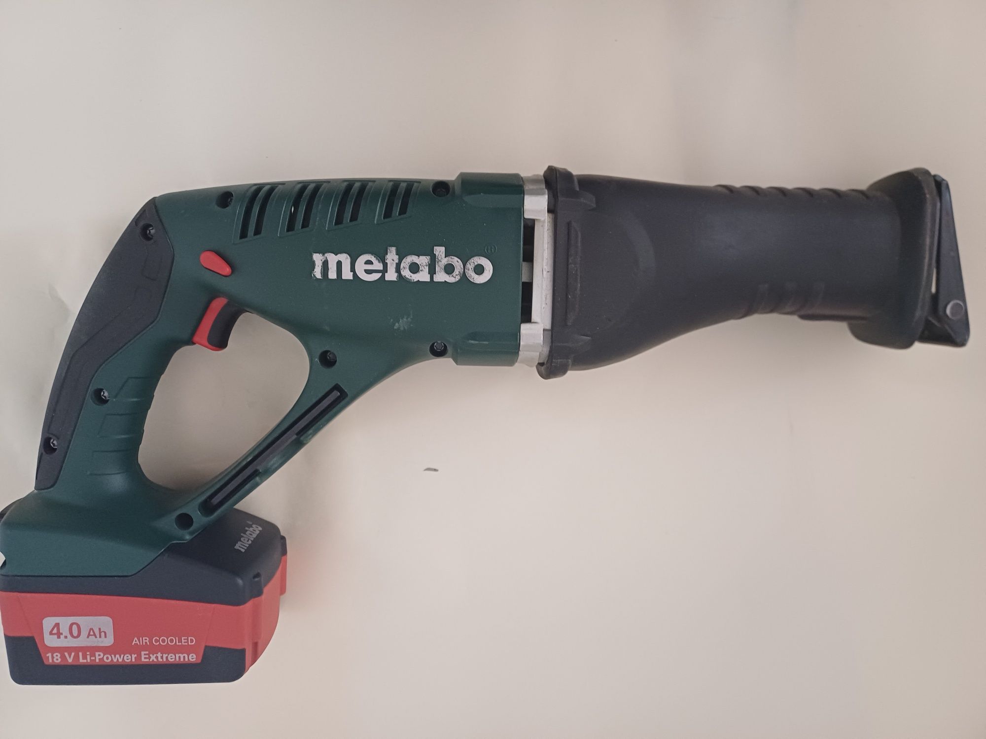 METABO  piła szablasta akumulatora