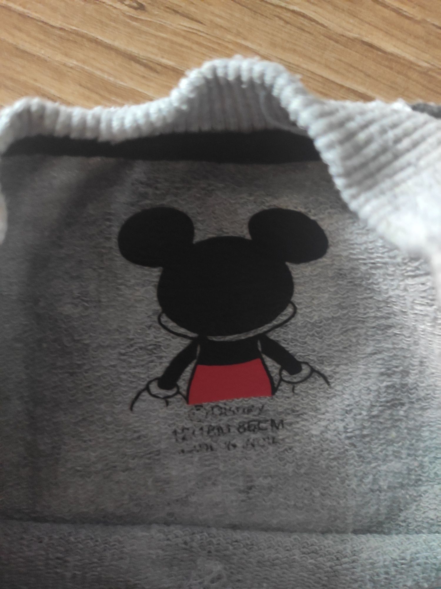 Bluza chłopięca Disney rozmiar 86