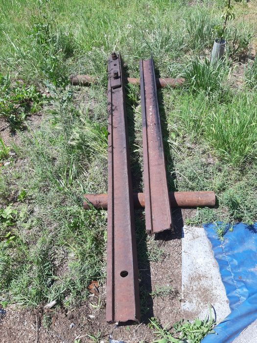 Szyny kolejowe sprzedam.