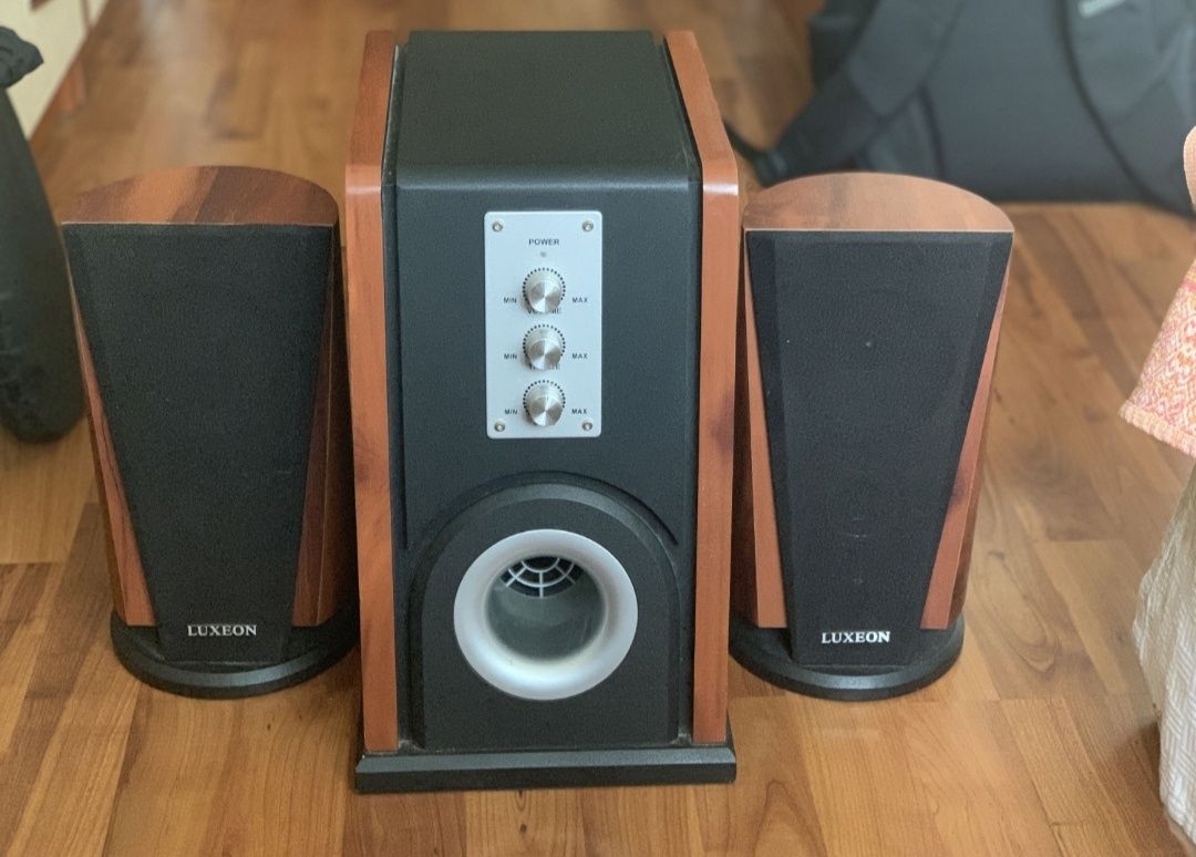 Аудіо система Luxeon