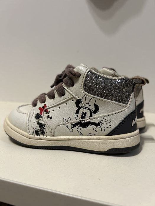 Демесезонки Zara 21р в дуже хошому стані