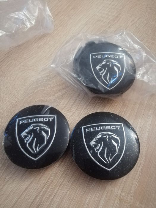 Kapsle Peugeot nowe