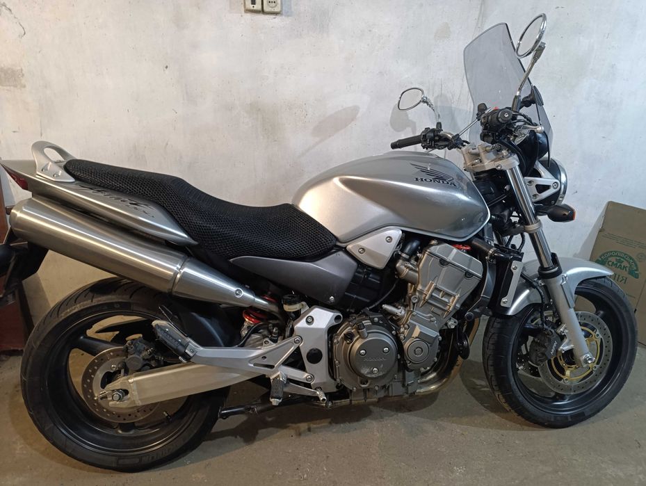 Хонда ЦБ 900ф 2004 рік