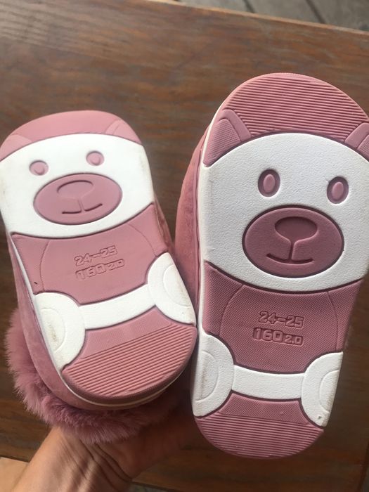 Кімнатні тапочки дитячі зайчики