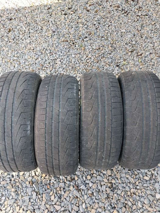 Opony zimowe Pirelli 225/45/18