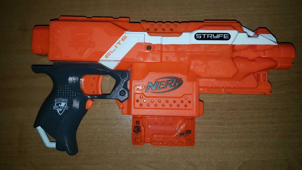 Бластер Nerf Stryfe Elite