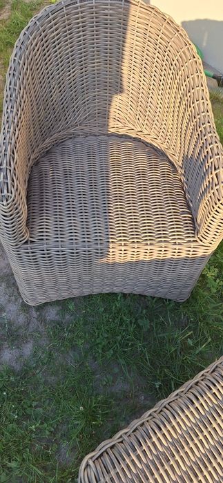 Meble ogrodowe ratan