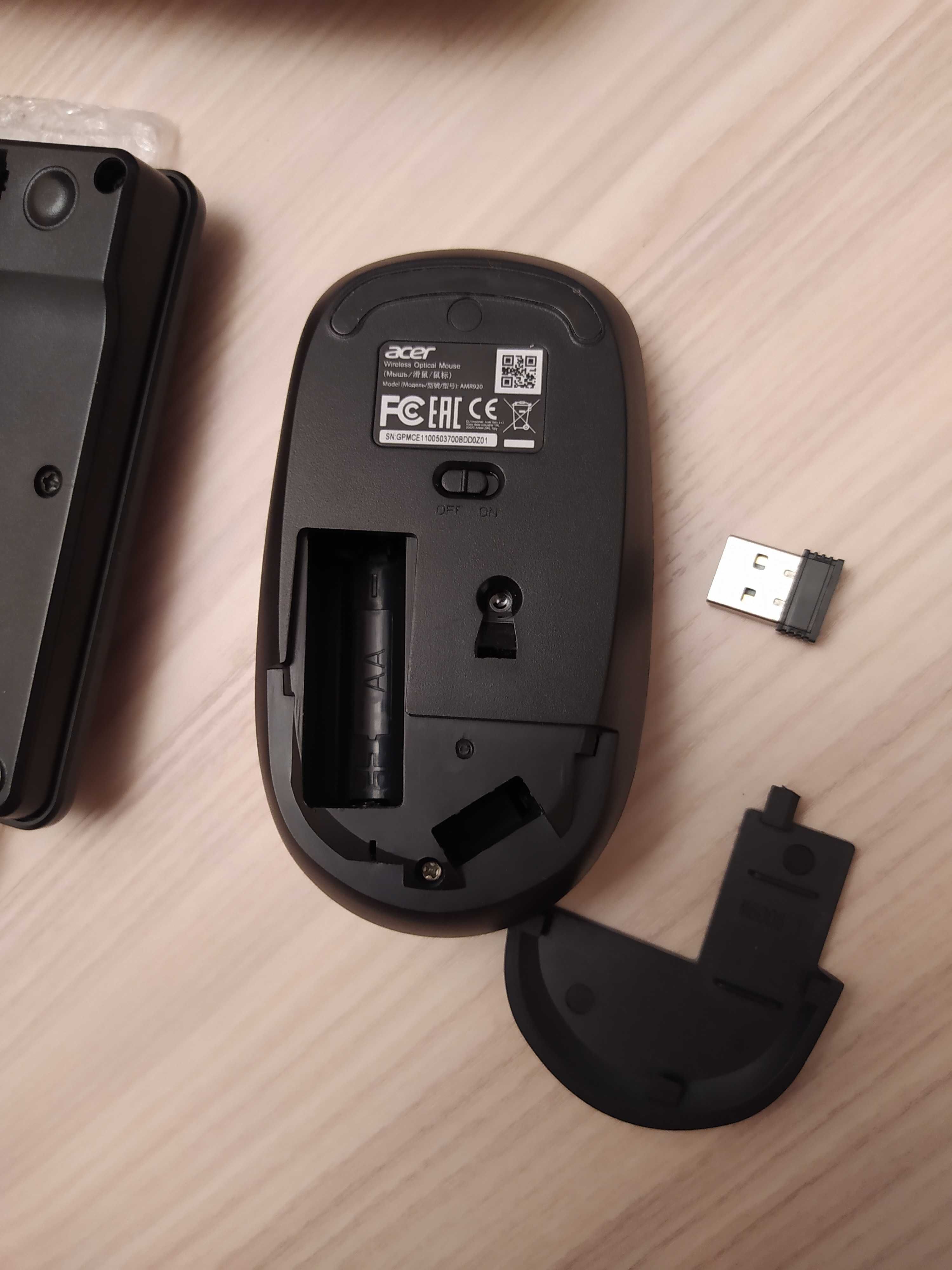 Бездротова клавіатура з мишкою Acer