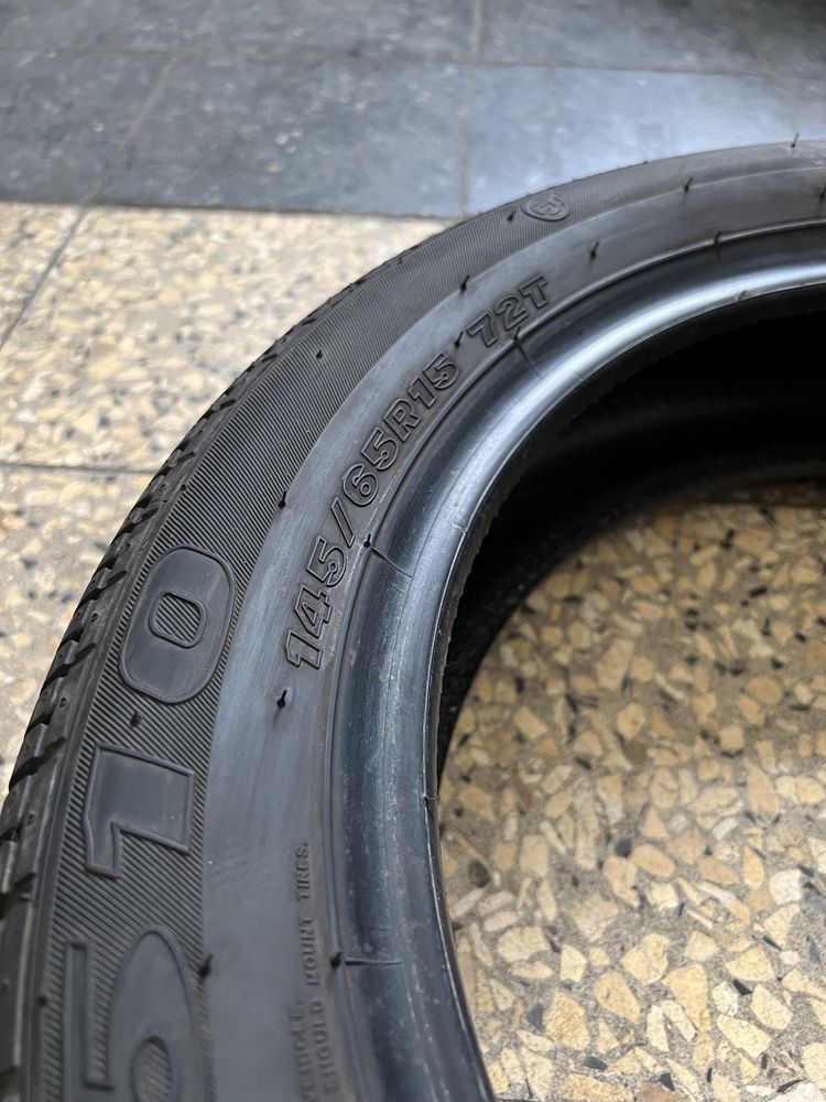 Pneus semi-novos 145/65R15