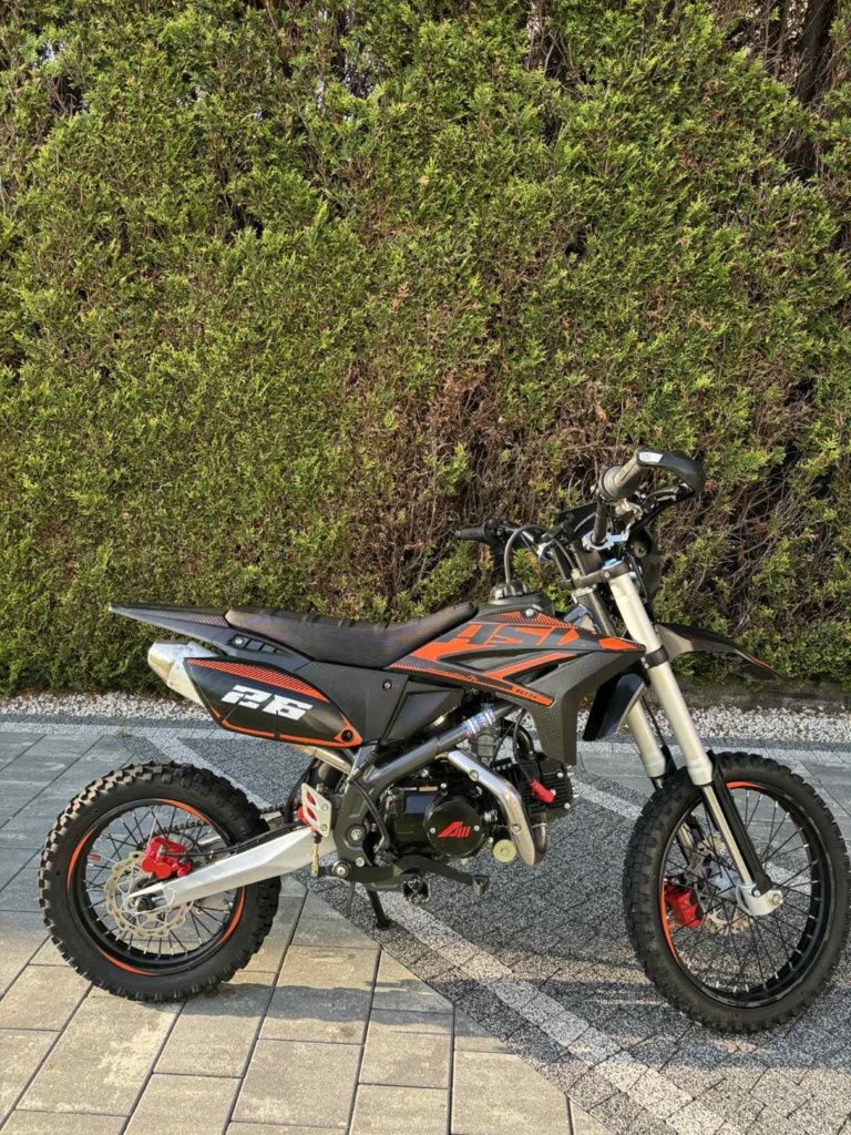 Cross Asix 125 viper