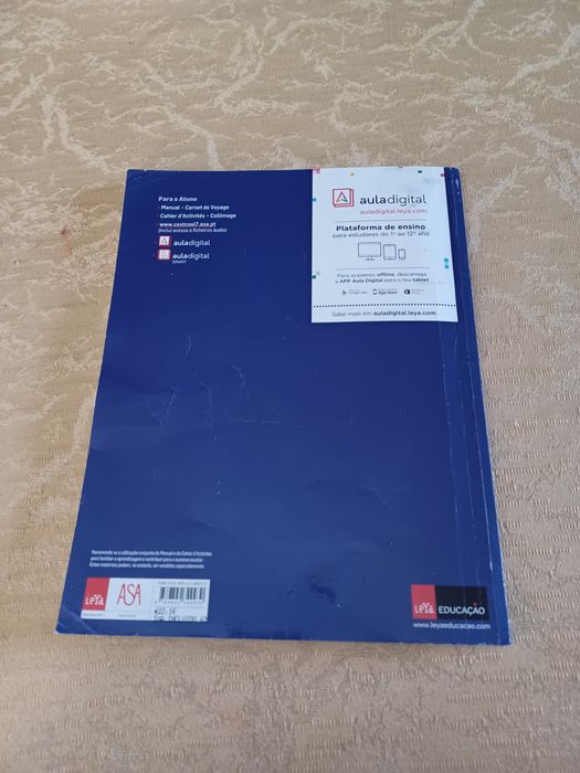 Manual - C'est cool! 7 - Francês - 7º Ano