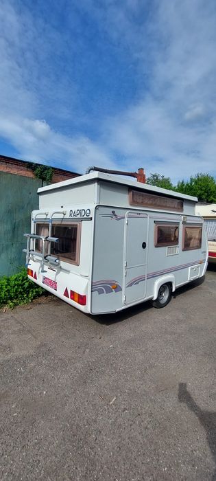 Караван кемпінги будинок на колесах кемпінг автодом