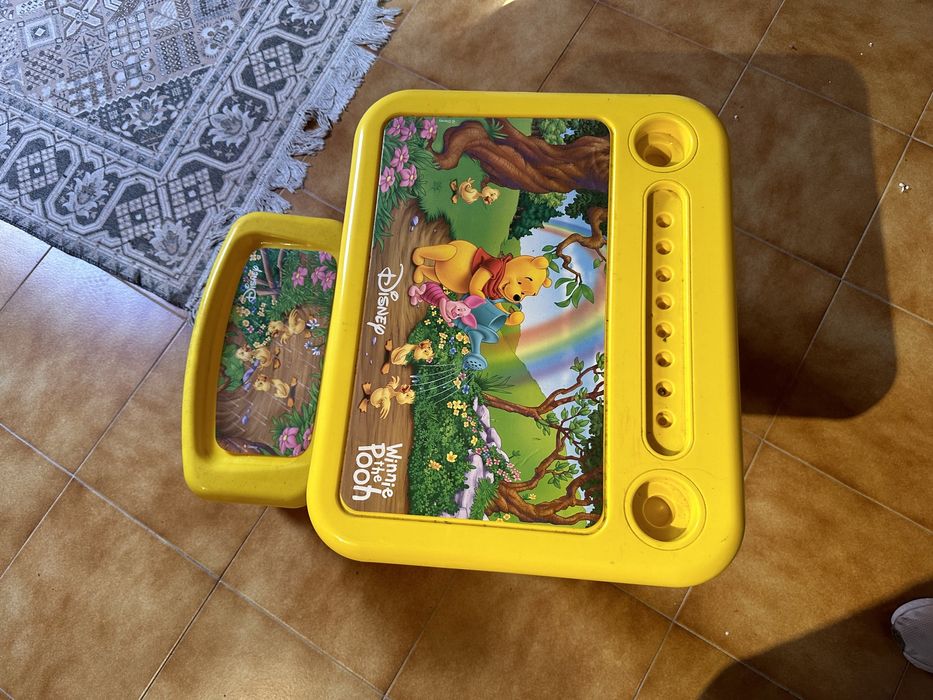 Mesa de brincar da Disney