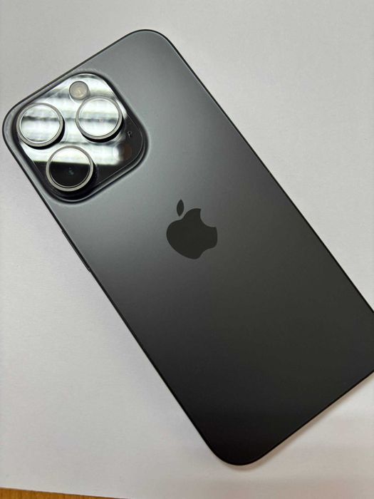 Продам айфон 15 про, 256 Гб