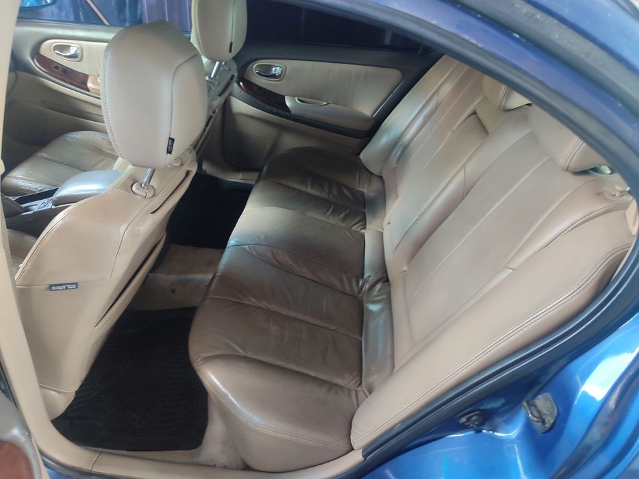 Nissan maxima a33