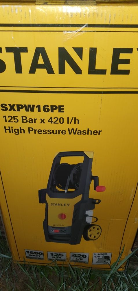 Myjka Stanley SXPW16PE