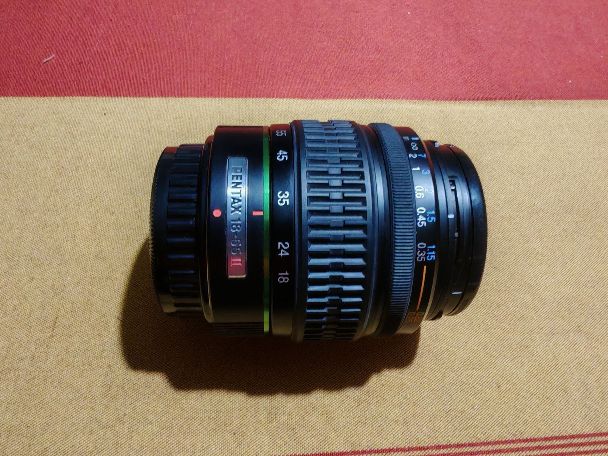 Pentax K-S2 com objectiva 18-55 II