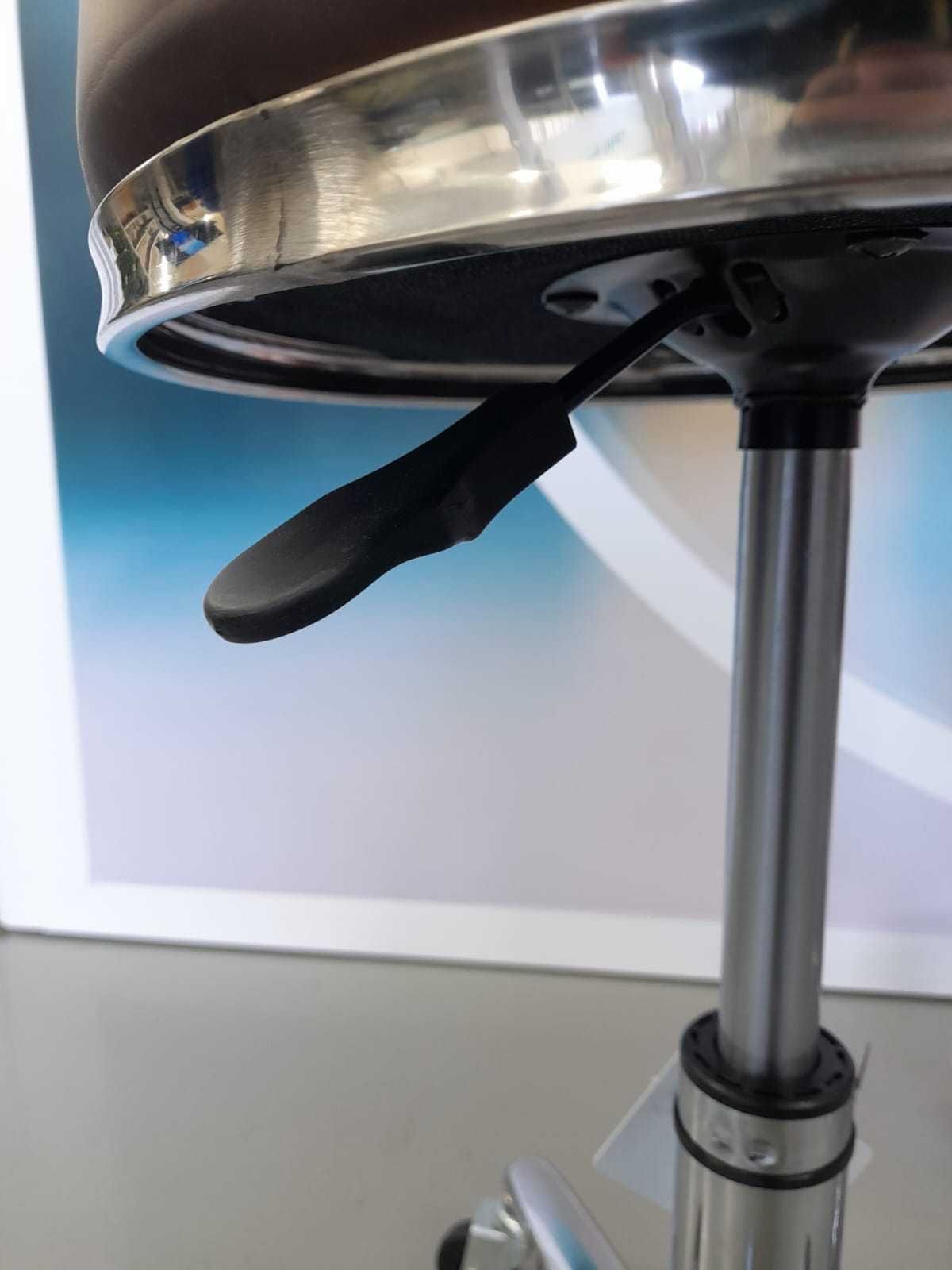 Banco de Estética e Beleza - Novo e Profissional