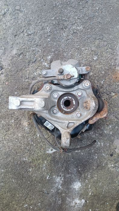 Цапфа Toyota Prius 30 2009 — 2017 оригінал