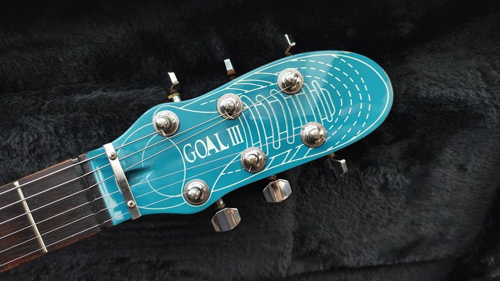 Mini gitara elektryczna travel Aria Goal III