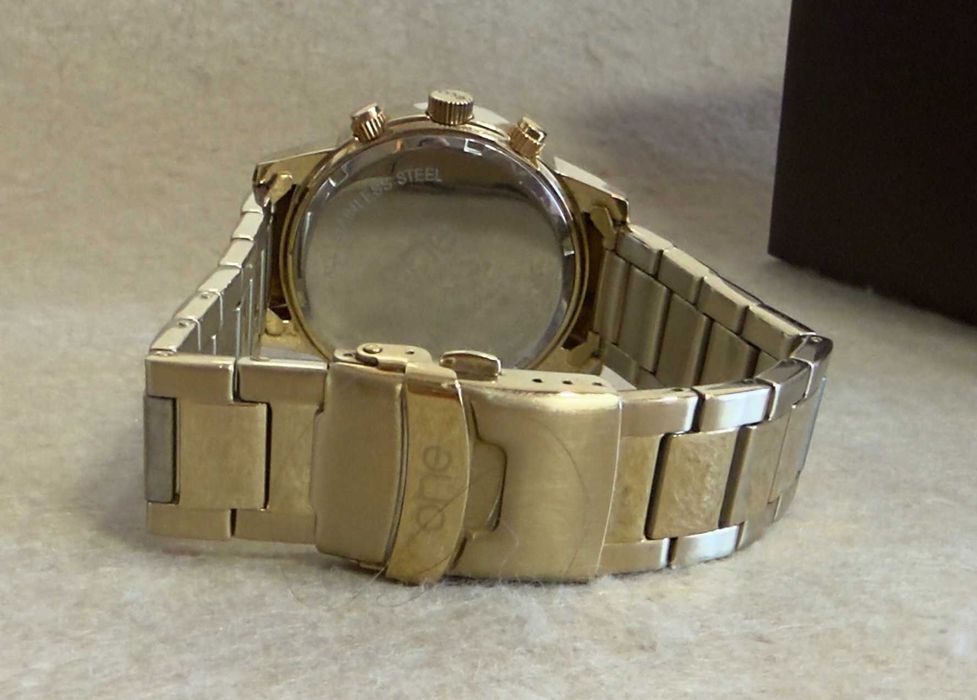 Relógio ONE Watch Company