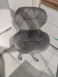 Krzesło obrotowe welur