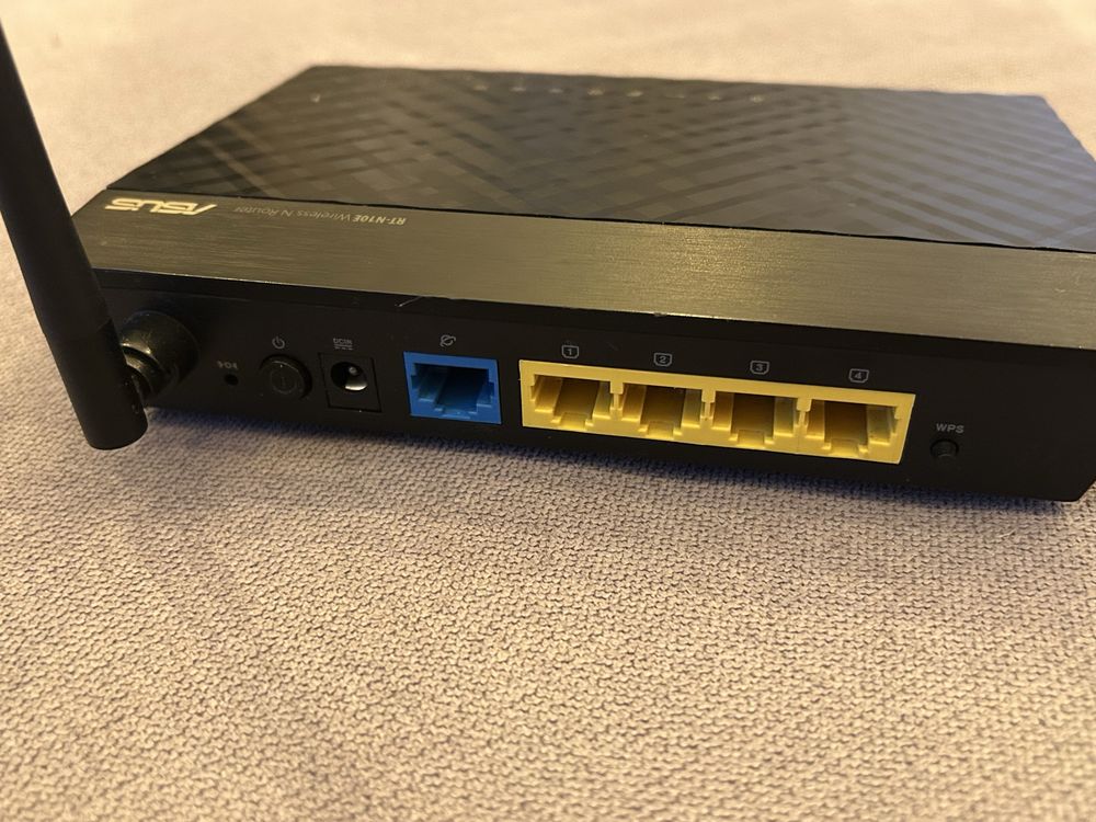 Router Asus RT-N10E