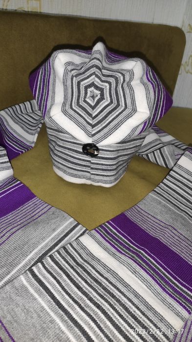 Шапочка с шарфиком для девушки