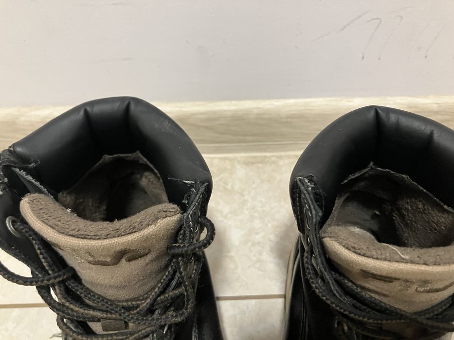 Buty skórzane FILA 37 (22cm)