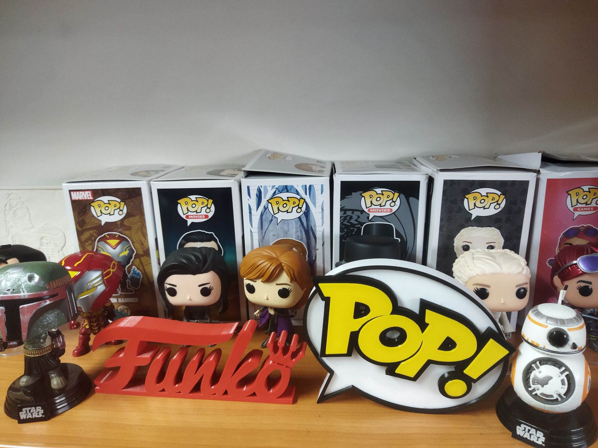 Funko Pop! - zestaw dwóch napisów do kolekcji figurek Funko Pop!