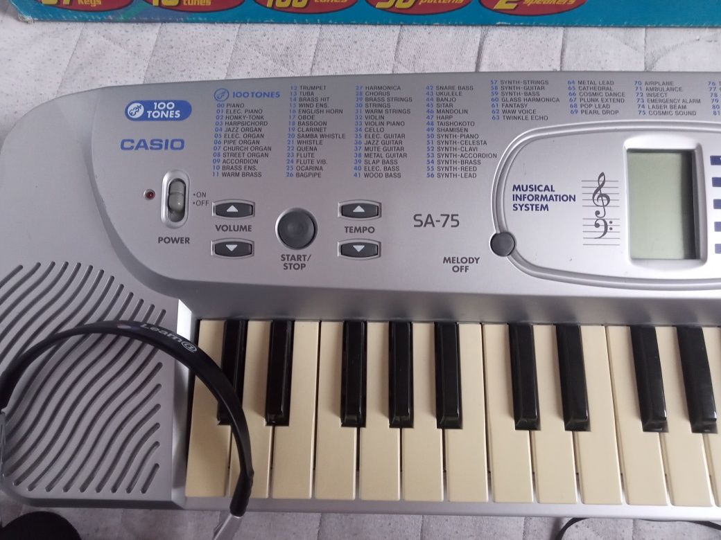 Song bank keyboard CASIO SA-75