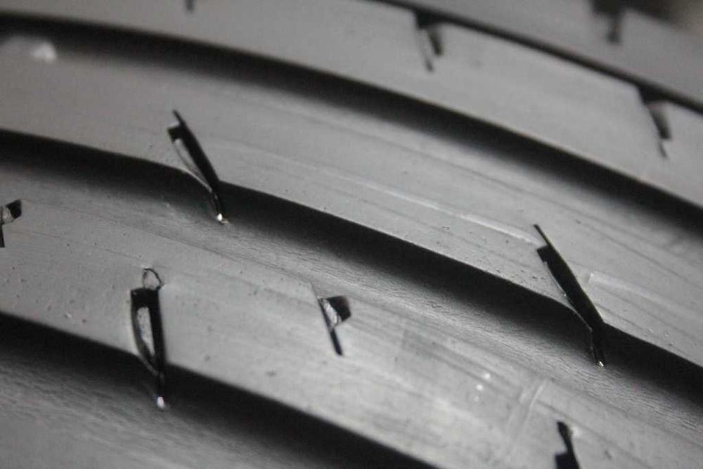 225/45/17 Continental ContiSportContact 3 225/45 R17 91W