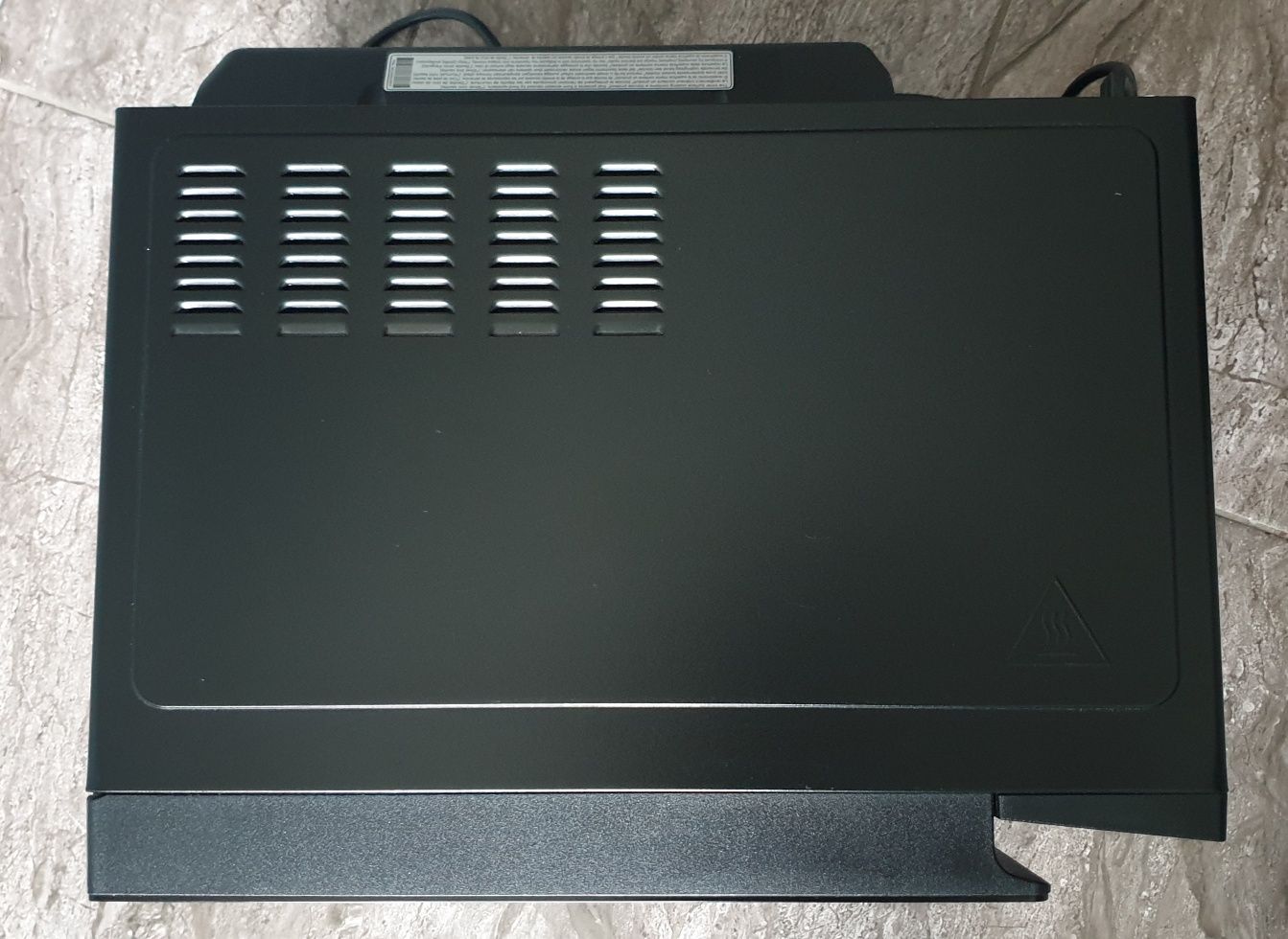 Mikrofalówka LG model MH6535GIS gwarancja