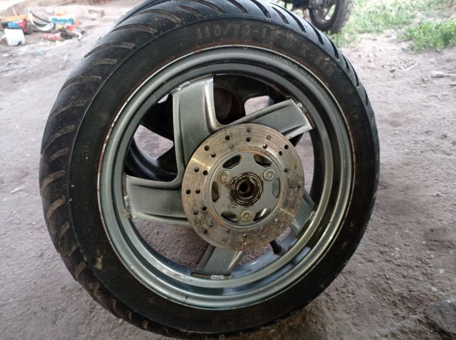 Колёса от скутера Yamaha grand axis 100