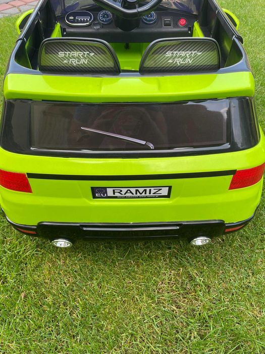 Samochód na akumulator RAPID + PILOT + LED + MP3 auto dla dzieci