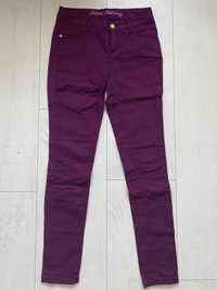 Fioletowe śliwkowe spodnie rurki modne kolorowe streetstyle S