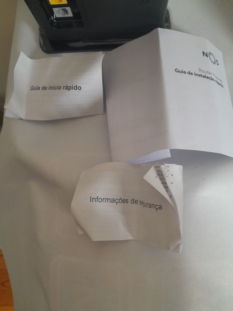 Router NOS Huawei como novo com os lacres