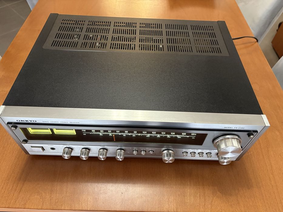 Receiver Onkyo TX-2500