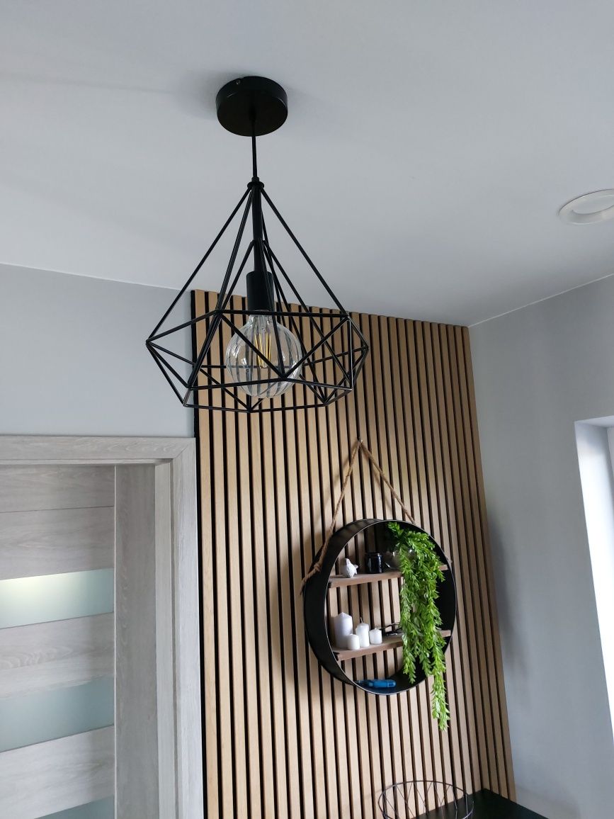 Lampa trójkąt loft czarna