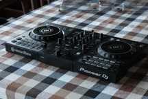 Kontroler DJ Pioneer DDJ-400