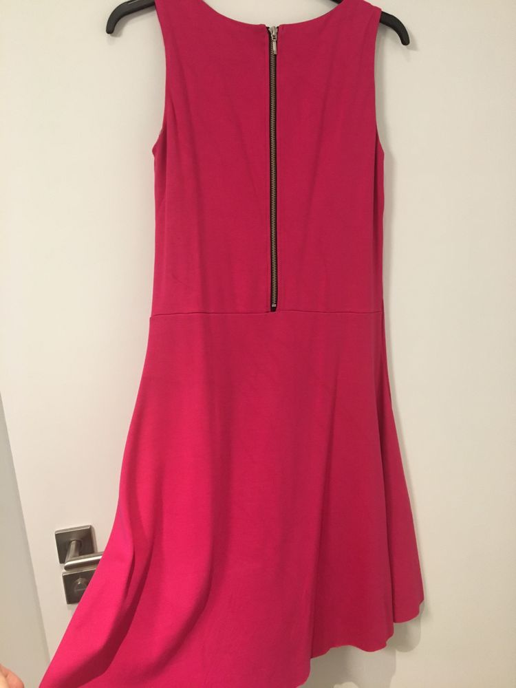 Sukienka Solar w kolorze różowym