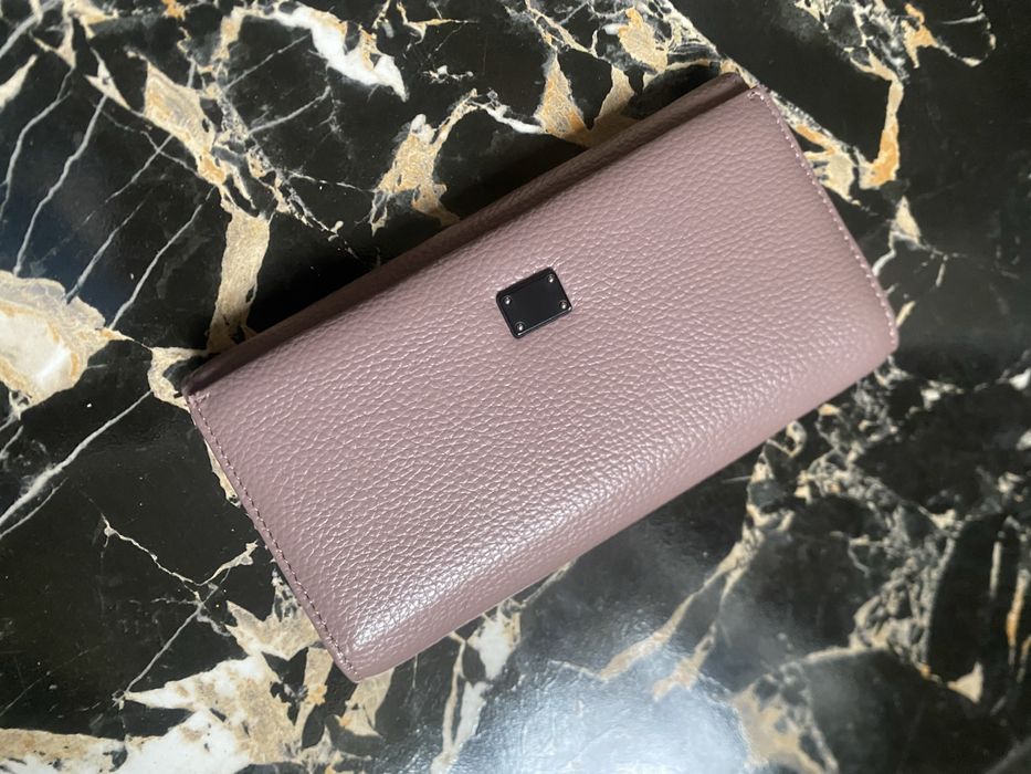 Жіночий гаманець (шкіряний)