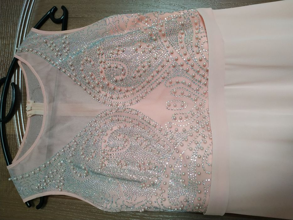 Выпускное нарядное платье