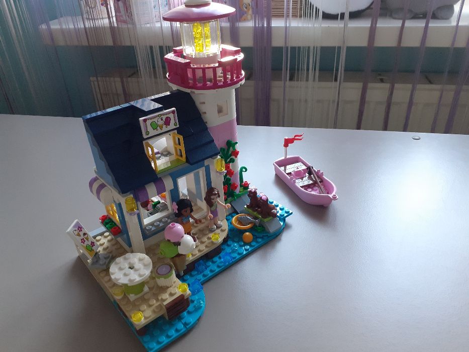 Sprzedam Klocki Lego Friends - Latarnia morska Heartlake 41094