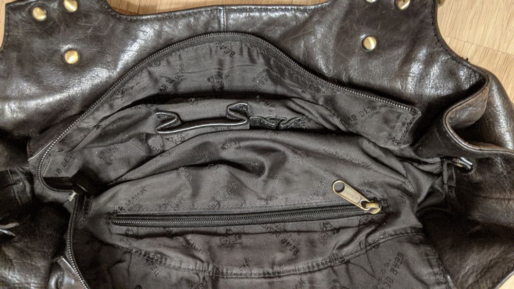 Женская кожаная сумка Bear Design