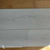 Panel podłogowy AC4 Dąb biały na 33,5m2