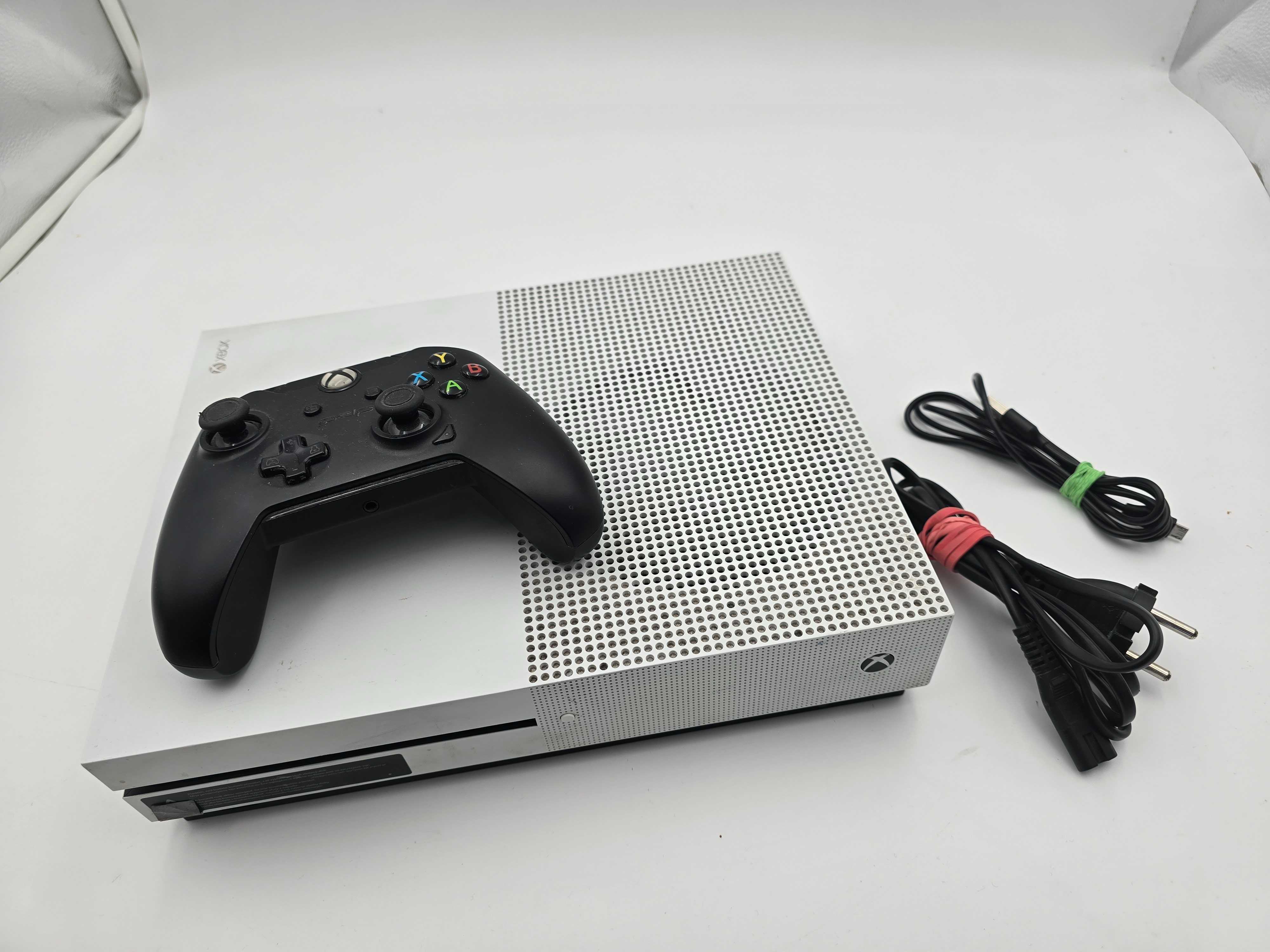 Konsola Xbox ONE S 500GB PAD Okablowanie MODEL 1681