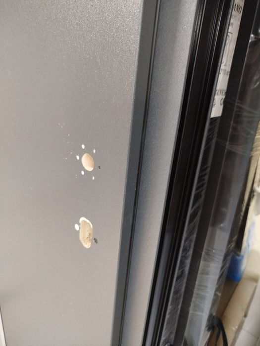 Drzwi zewnętrzne kompozytowe 100tki