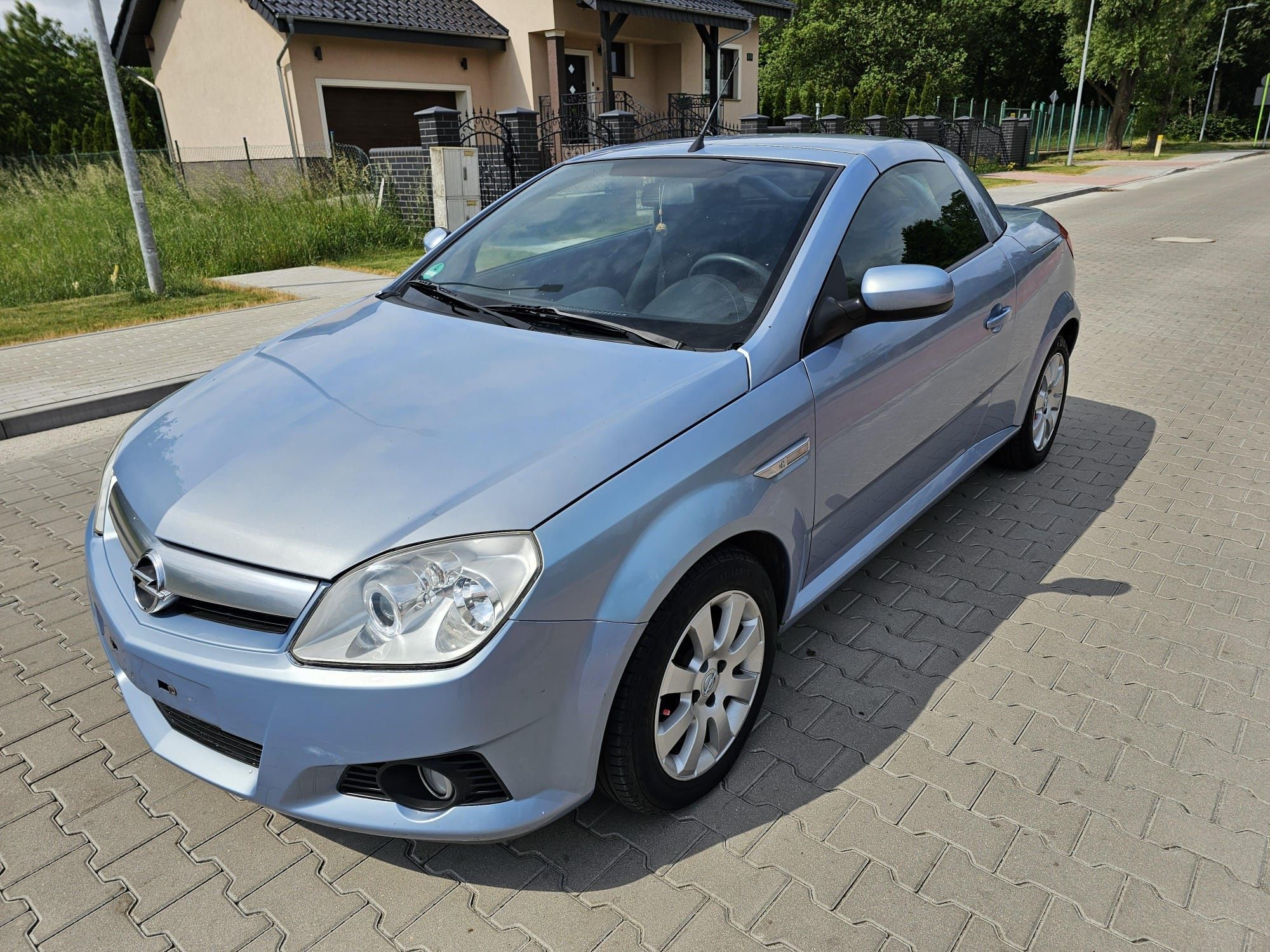 Opel Tigra 1.4 Ecotek Cabrio jak Nowy 39tys km przebiegu